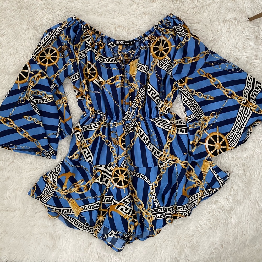 Brand new with no tag! 😚